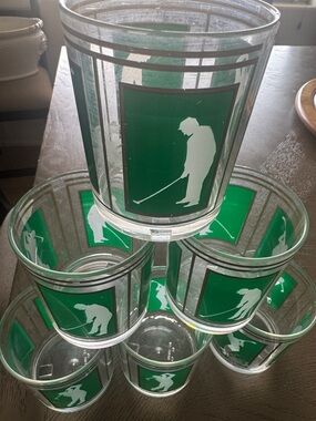 6 golf plastic glasses